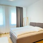 Parkside * Praga