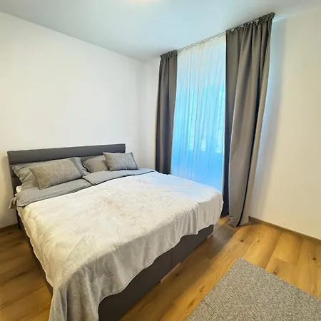 Apartment Riverside