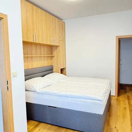 Riverside Daire Prag